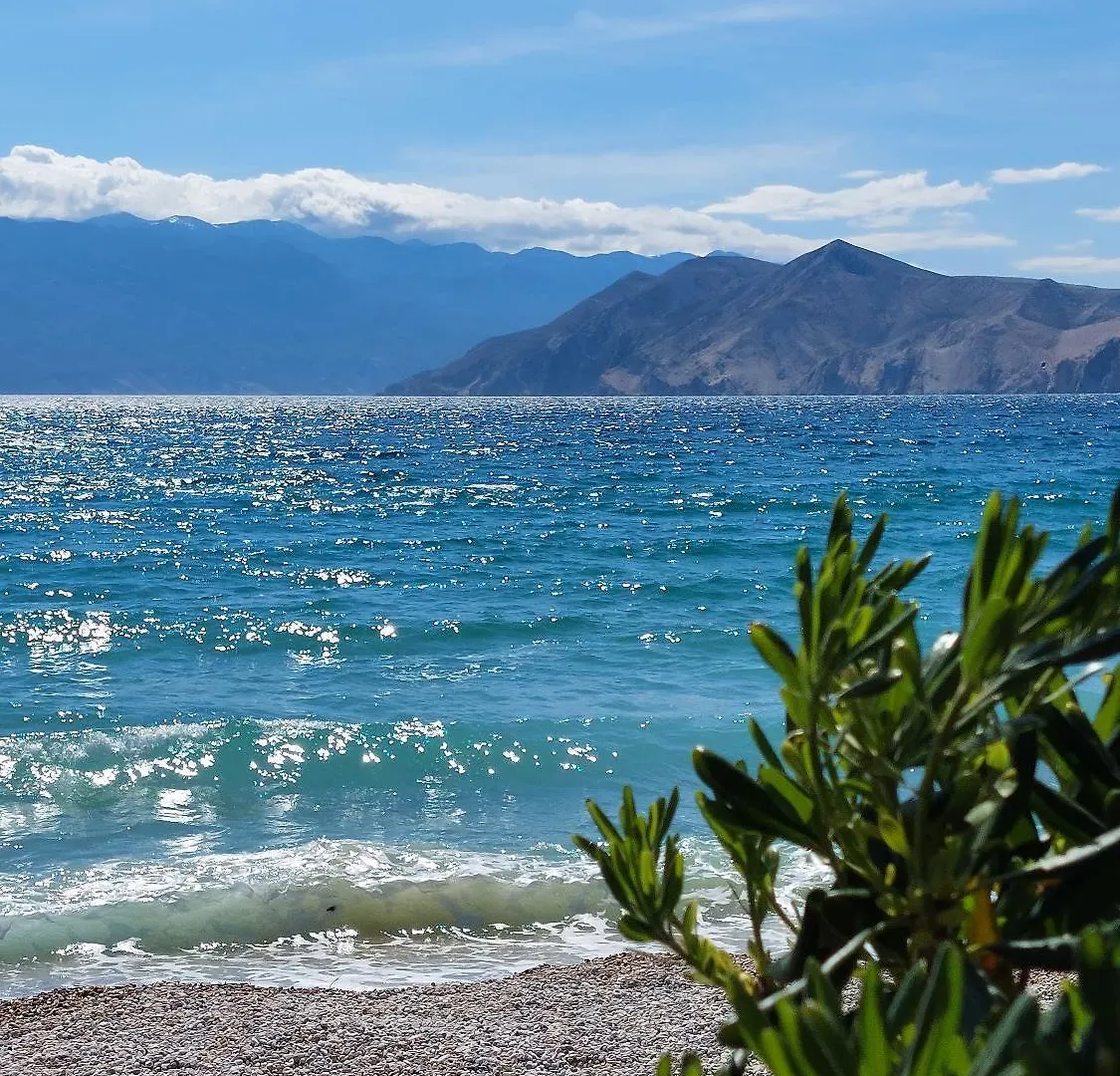 350 Meter Bis Zum Tollen Langen Strand In Baska Baska (Krk)